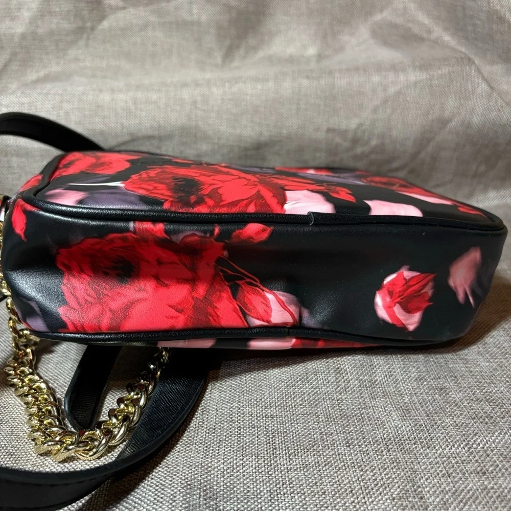 Victoria’s Secret Floral Roses Crossbody 2019 Holiday
